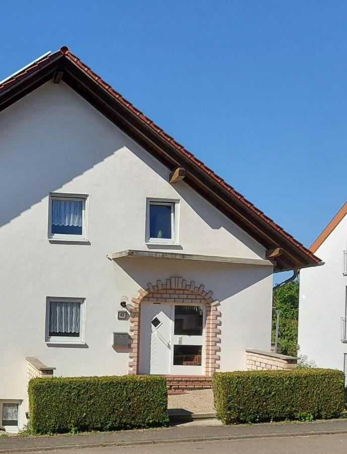 Ferienwohnung Kempf Mandelbachtal Ommersheim Bagian luar foto