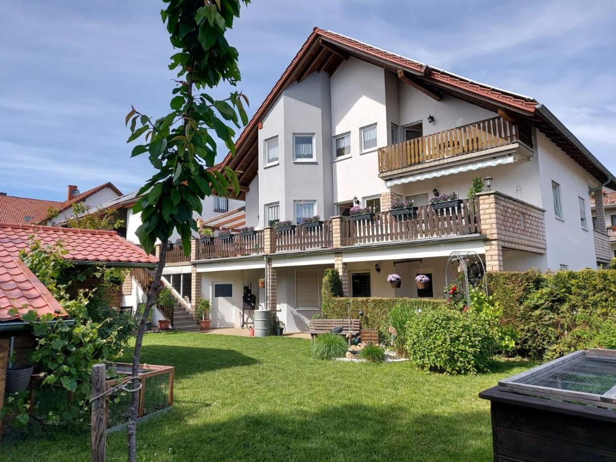 Ferienwohnung Kempf Mandelbachtal Ommersheim Bagian luar foto